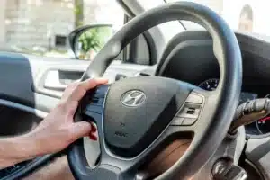 Carlos, 40 ans et mécanicien : il confirme que cette voiture est la plus fiable et ce n'est pas celle que vous pensiez