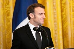 carburant-baisser-prix-europe-macron