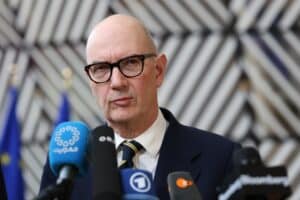 carburant-gouvernement-distributeurs