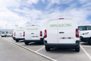 Flottes électriques : l'autonomie surpasse le coût comme obstacle