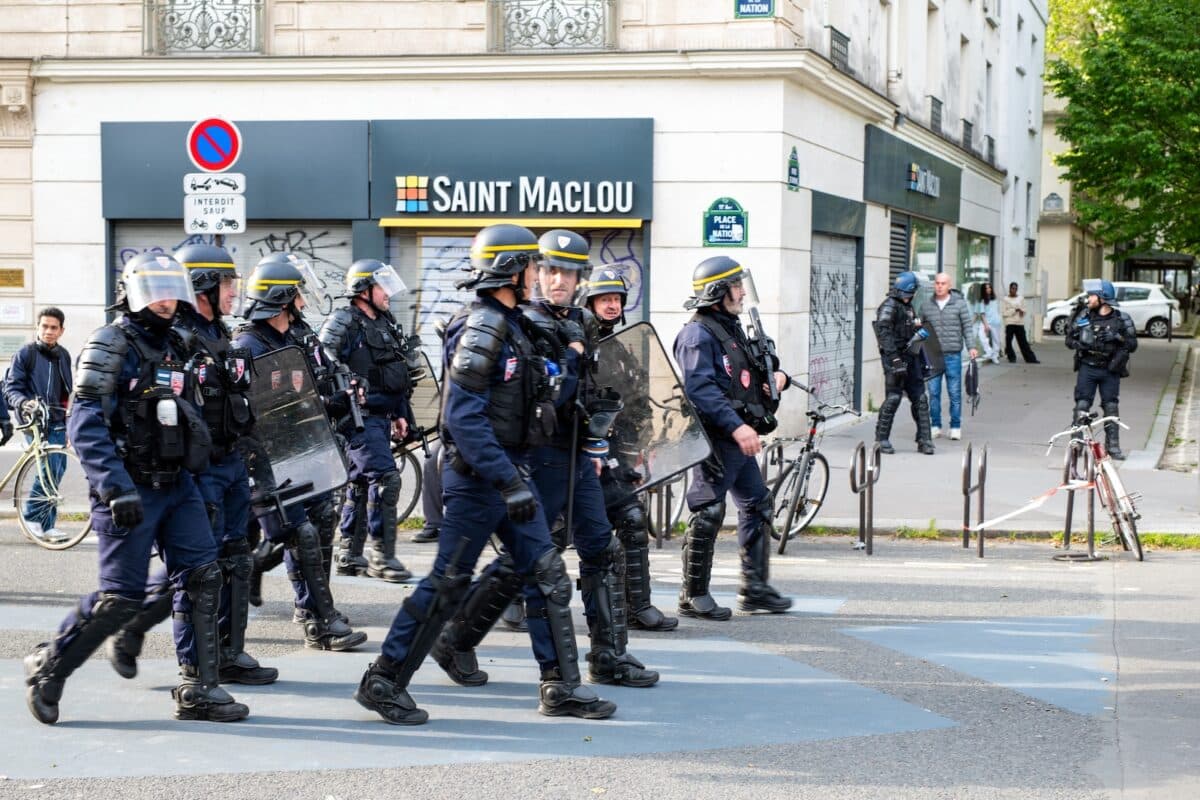 fiat-ducato-police-crs-renault
